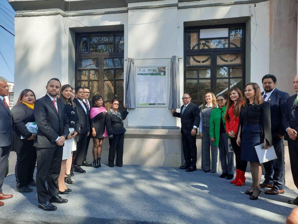 f38c0779-98ed-43fe-92c4-fe03b4ba99b1