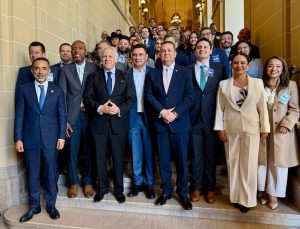 48cc6f93-4b46-49a7-baf8-40b429912317