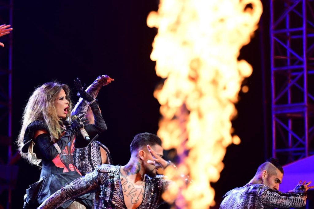 9353fcdd-121b-4a07-87c4-6fd279927d9c