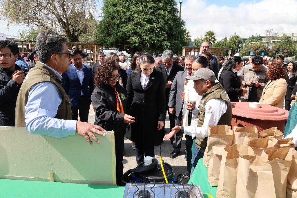 98d13157-9fc0-49c9-8cf4-3ba3ec660ac0