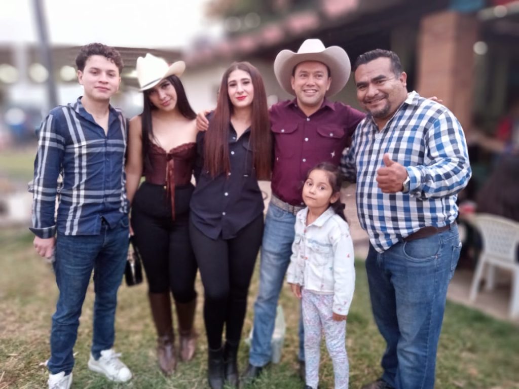 f0f6272e-d34d-42bd-9d04-f67d01304aa4
