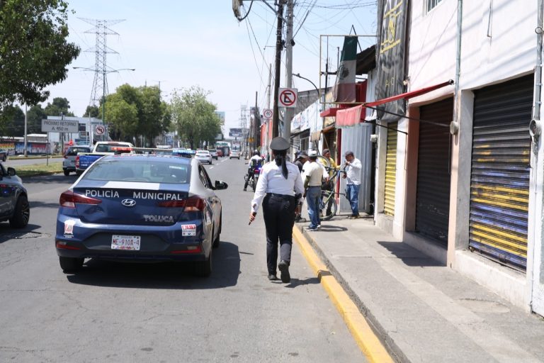 Ojo: Automovilistas ya no podrán estacionarse en carril izquierdo de la avenida Hidalgo en su tramo de Rafael Alucín a Isidro Fabela