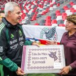 Visita Gobernadora Delfina Gómez a la Selección Mexicana de Futbol en el Nemesio Diez