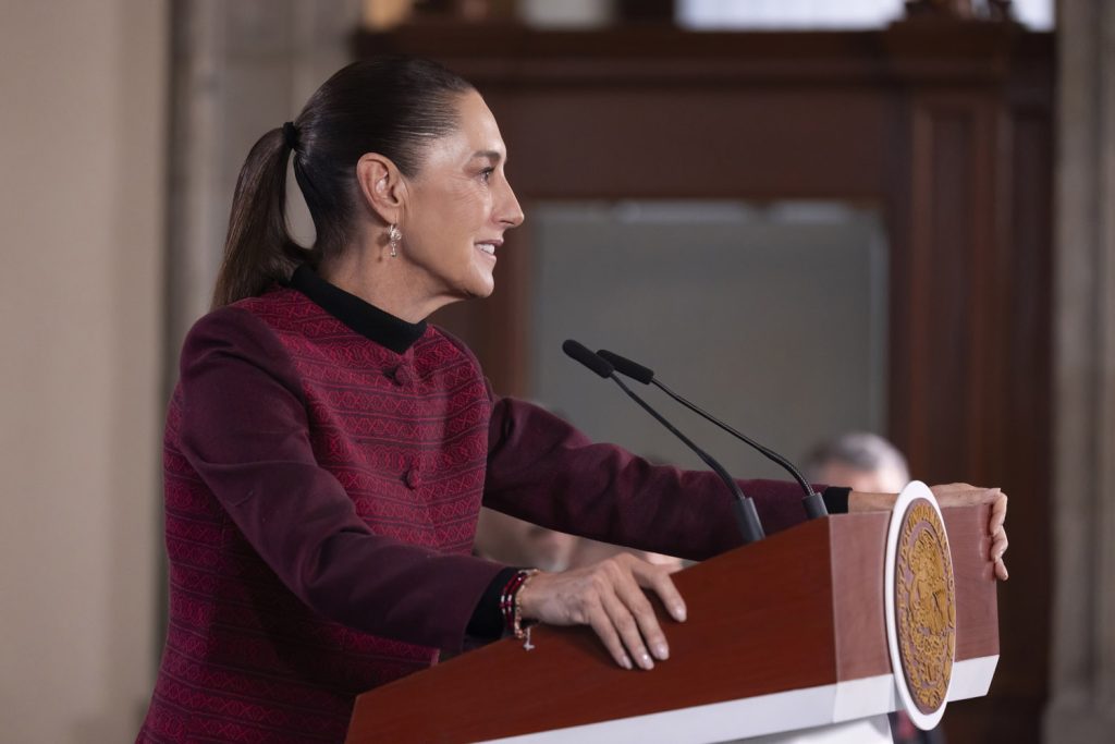 2026-07-06_Conferencia_de_prensa_matutina_-_Palacio_Nacional_15_JCRM