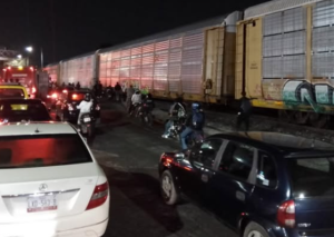 Acuerdan estrategia para frenar embotellamientos por el paso del tren en Toluca