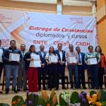 Sección 17 del SNTE entrega 414 constancias a docentes del Valle de Toluca