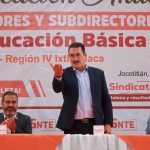 Sección 17 del SNTE realiza pago de gratificación anual a directores y subdirectores en ocho regiones