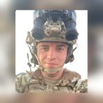 Muere militar al caer durante exhibición de descenso en estadio de EEUU