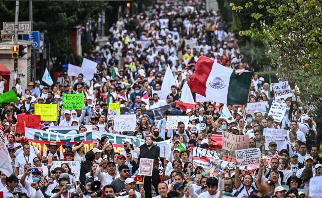 manifestación imss